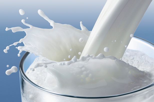 Skimmed Milk Facts And Health Benefits