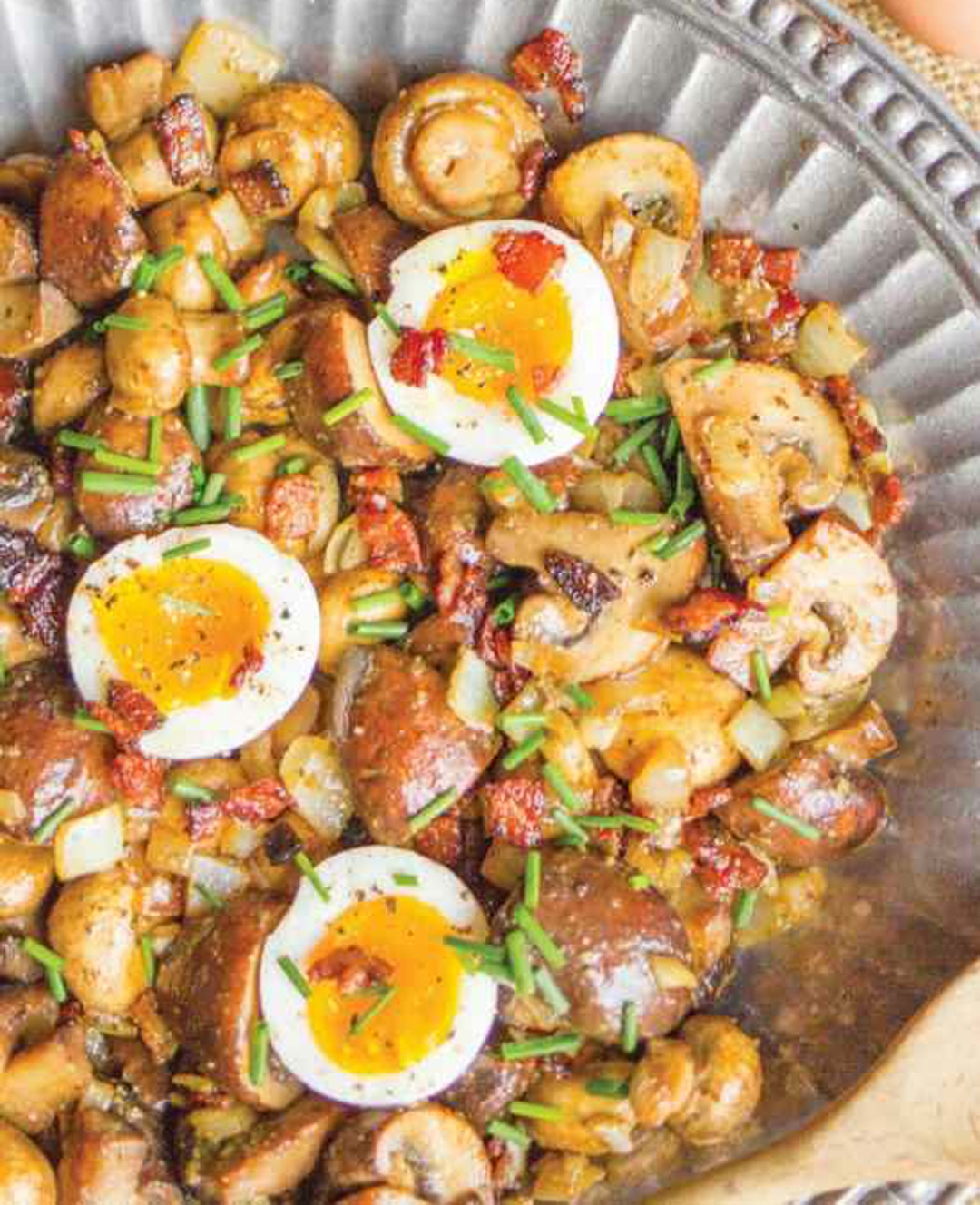 boiled-egg-bacon-and-mushroom-salad