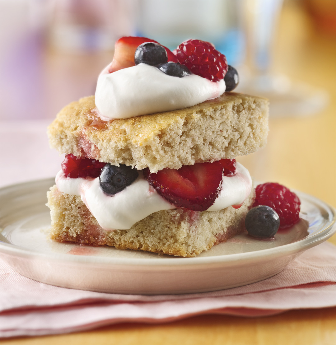 How To Make Berries N Cream Cake Healthy Recipe 