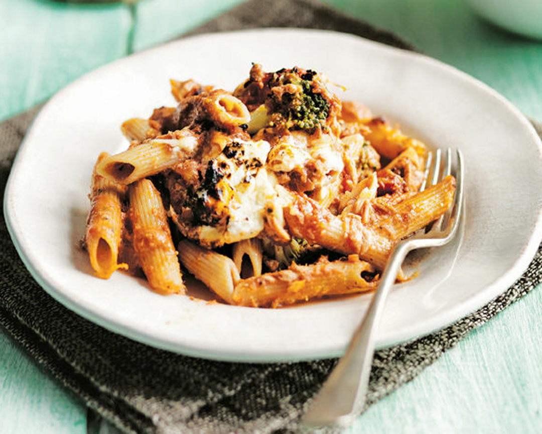 how-to-make-tuna-and-broccoli-pasta-bake-healthy-recipe